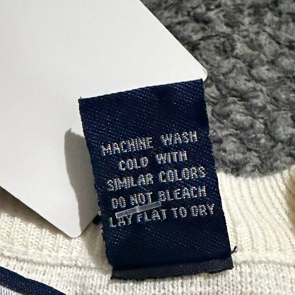 University of Kentucky Men's V-Neck Sweater Vest XXL College Logo Academia NWT - Picture 8 of 8